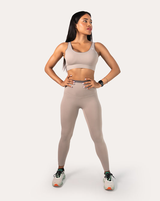 Front view of light grey gym set with scoop-neck longline bra and high-waist leggings